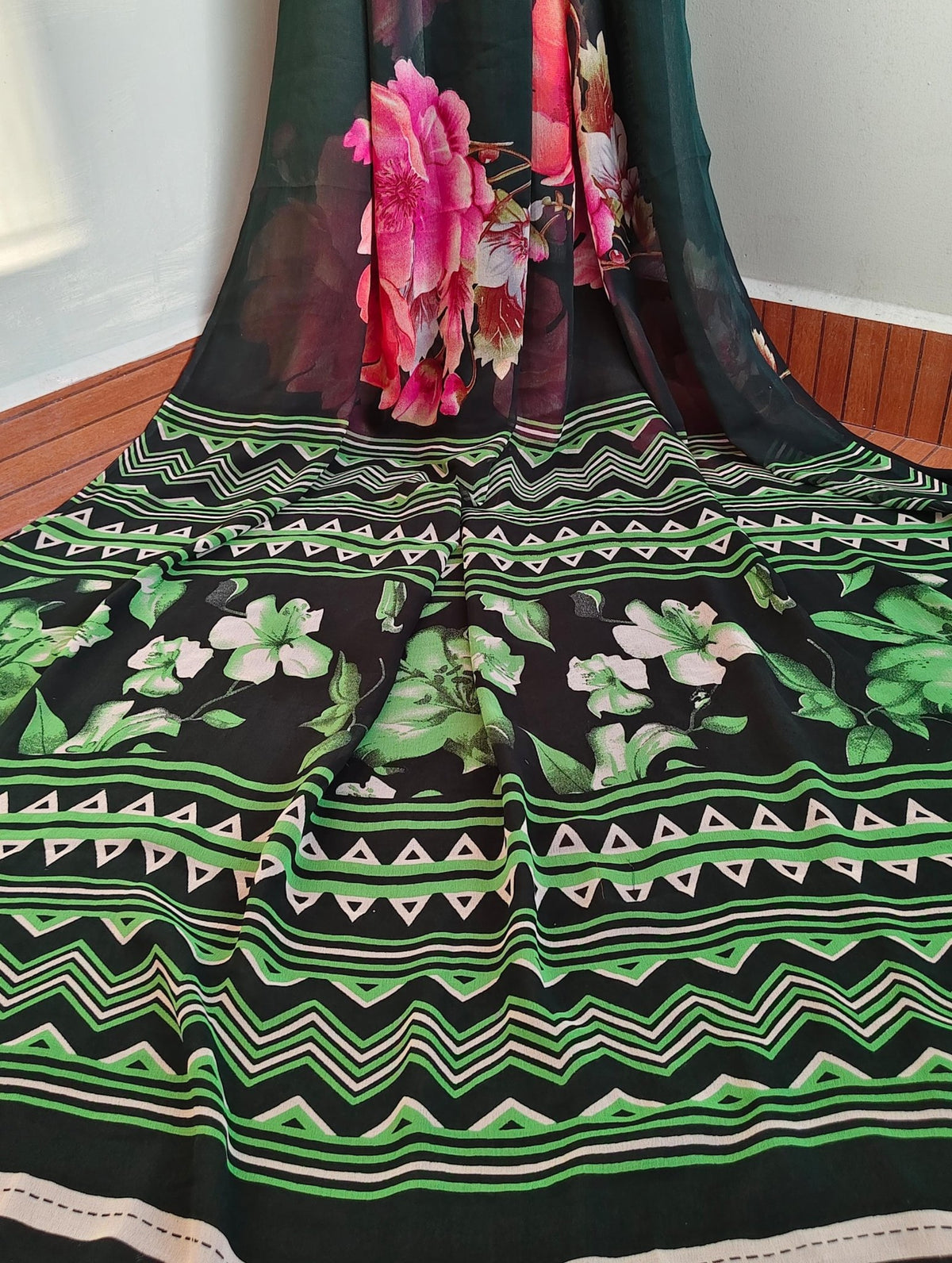 Floral Eclipse - Rangeelaa- Fairtrade Sustainable Women's Clothing