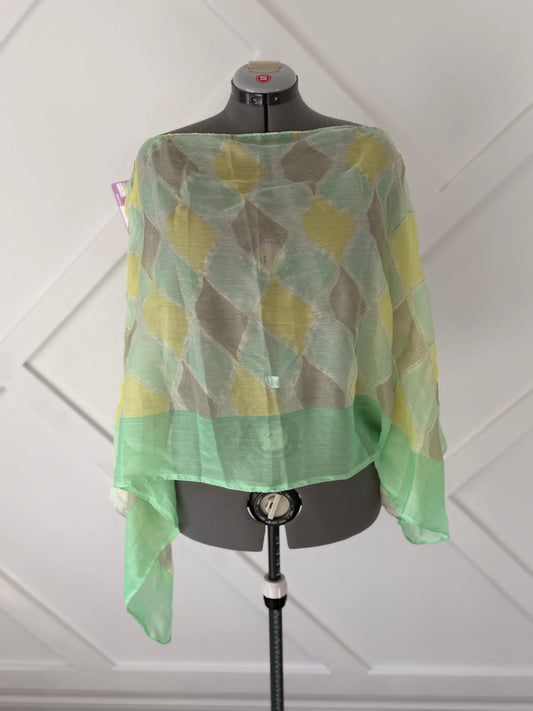 Poncho - 020 - Rangeelaa - Fairtrade Sustainable Women's Clothing