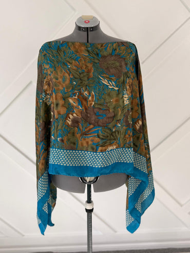 Poncho - 034 - Rangeelaa - Fairtrade Sustainable Women's Clothing