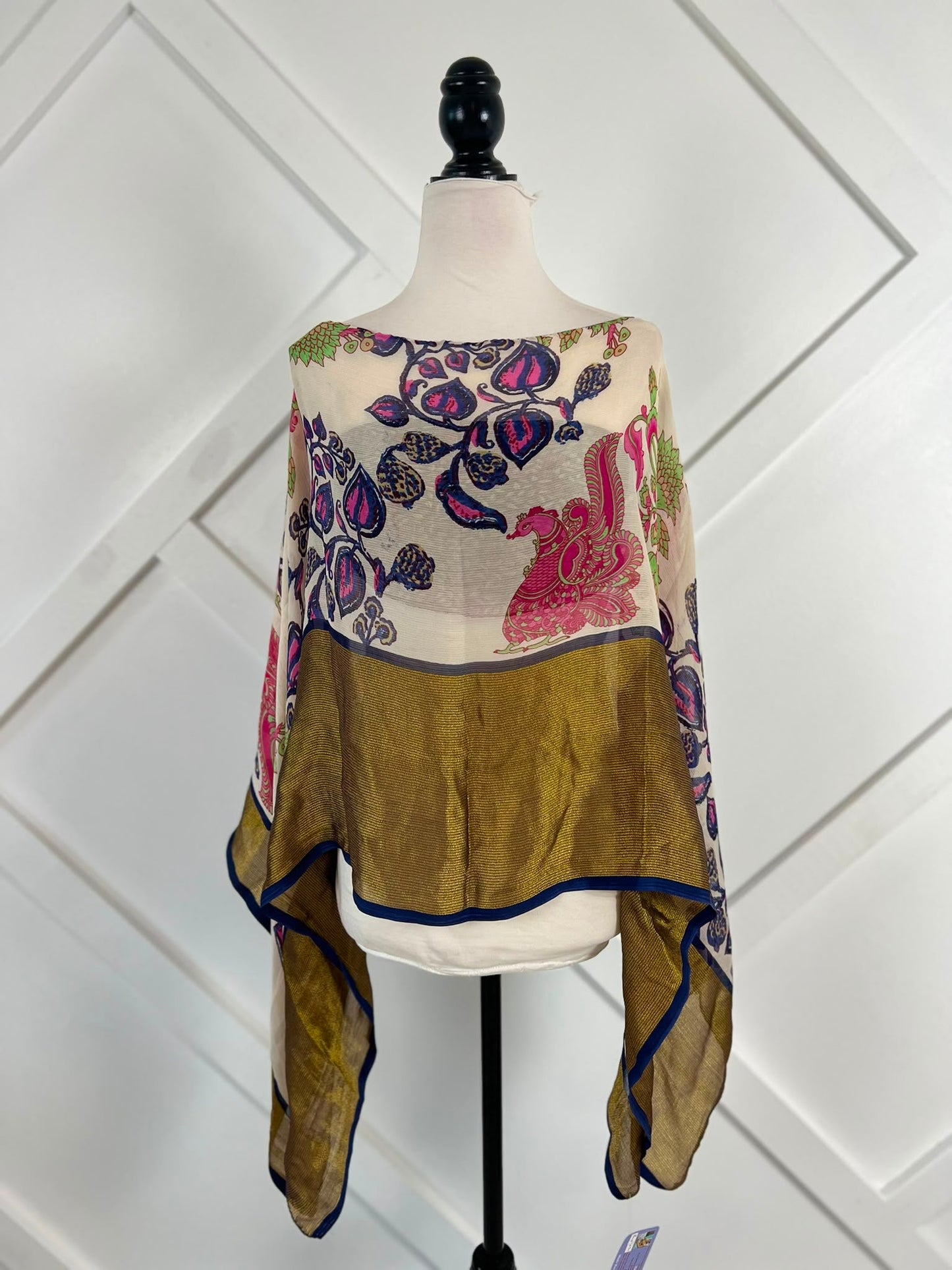 Poncho-040 - Rangeelaa- Fairtrade Sustainable Women's Clothing