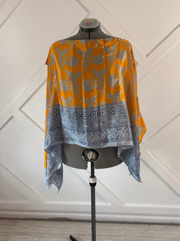 Poncho - 048 - Rangeelaa - Fairtrade Sustainable Women's Clothing