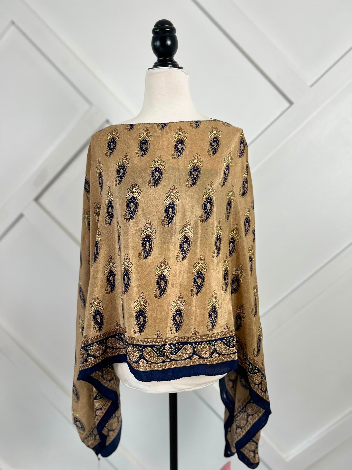 Poncho-066 - Rangeelaa- Fairtrade Sustainable Women's Clothing