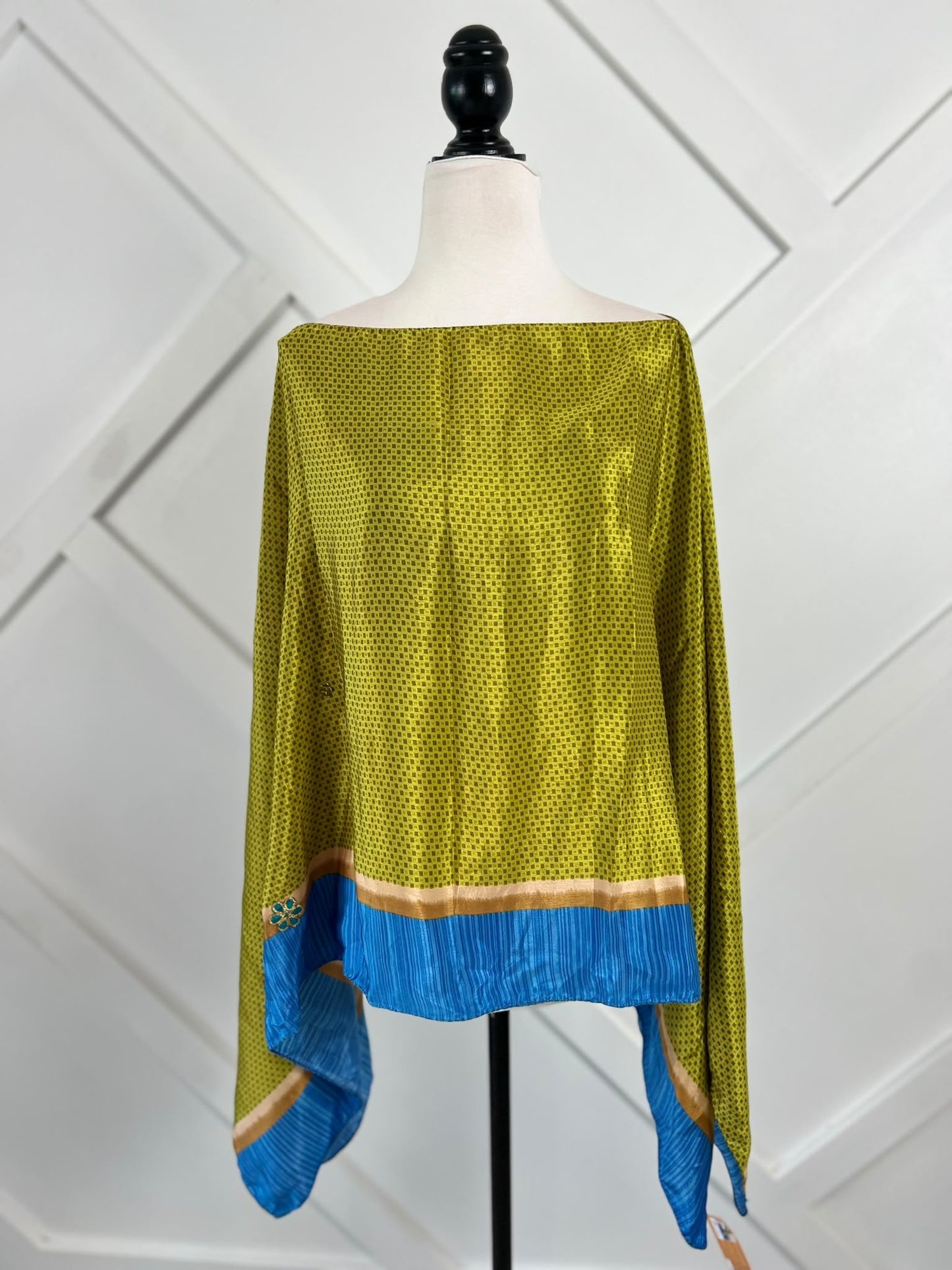 Poncho-072 - Rangeelaa- Fairtrade Sustainable Women's Clothing