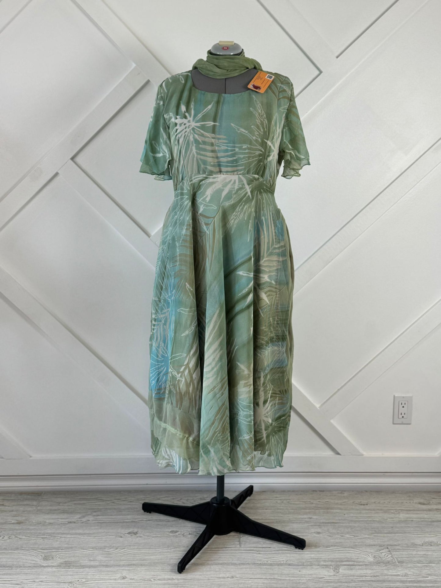 Regular Lined Viya Dress with Scarf-ED030