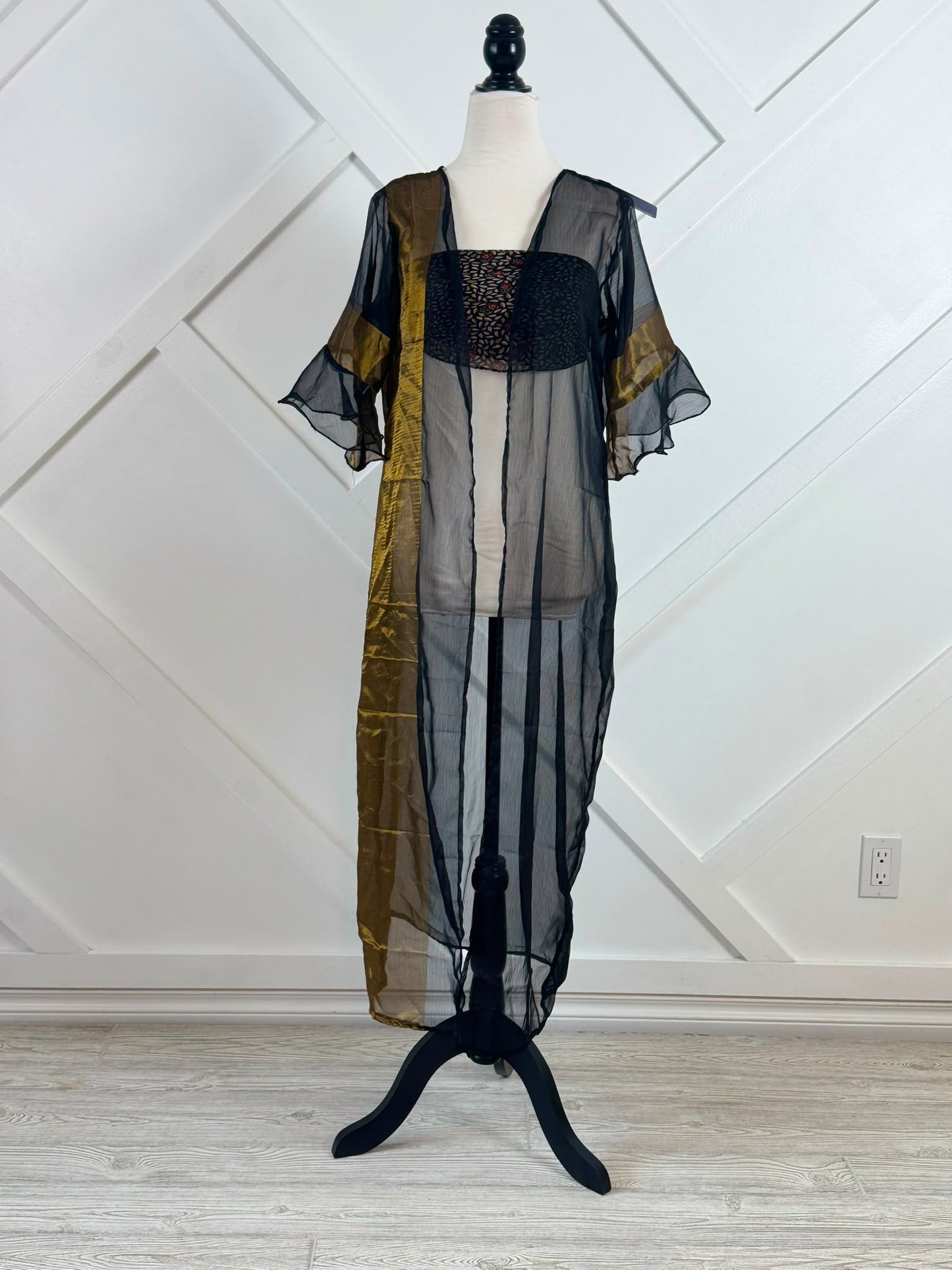 Sarah.B-Petite Regular Over Sized Nira Kimono proto type