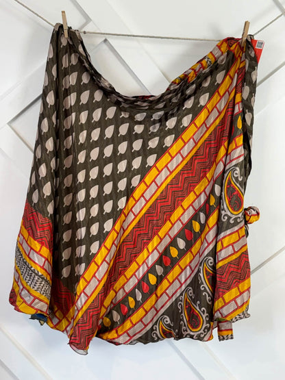 Digital print Premium XL calf skirt-113