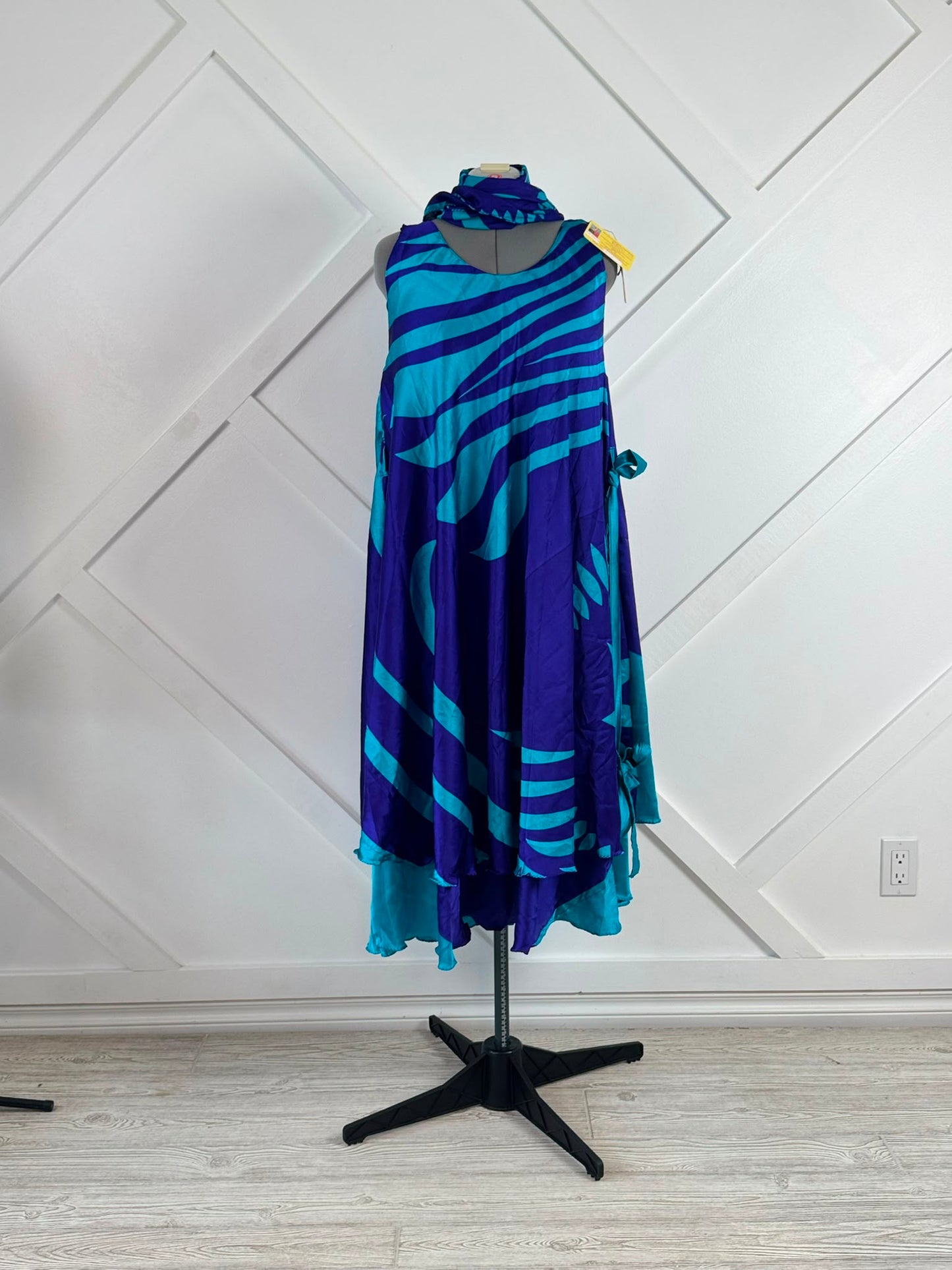 Regular Original Mahika with matching Scarf-ED017